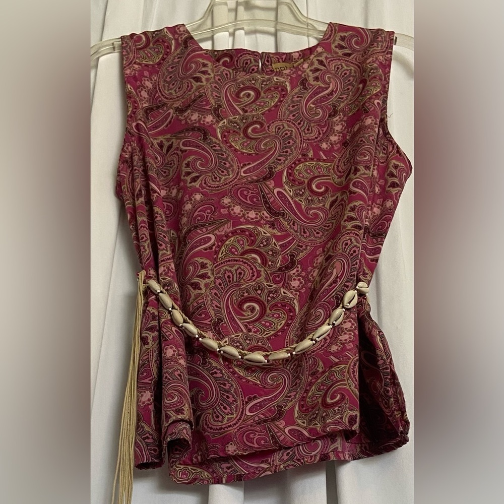 NOTIONS Sz-L Silky/Soft Paisley Tank-top, 1 Back 🗝️Hole Button- Good Used Shape - Picture 3 of 16
